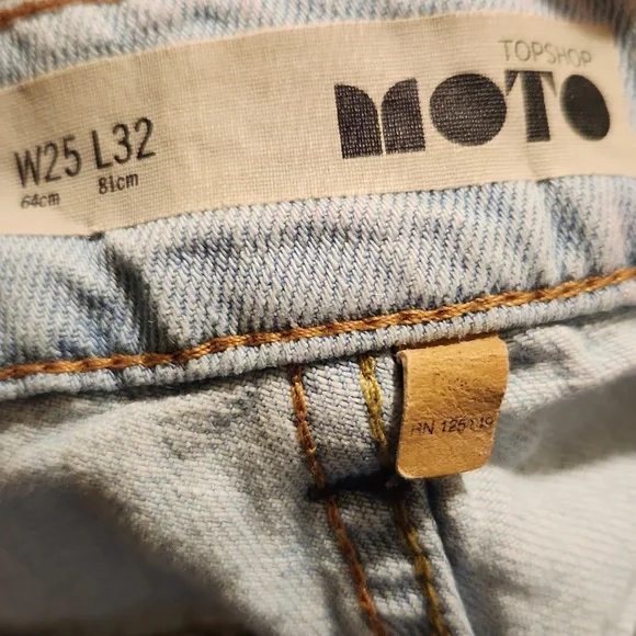 Topshop Moto Light Wash High Rise Jeans W25 L32 Straight Leg - Picture 2 of 6